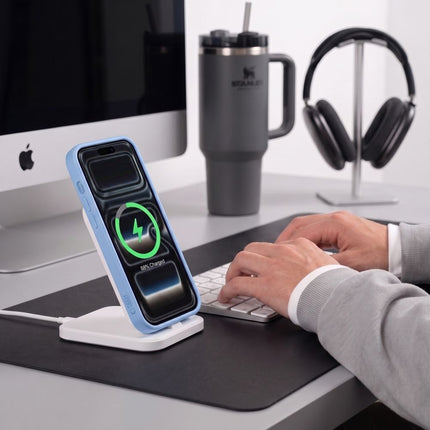 iPhone 17 Pro / iPhone 18 Pro-hoesje – mat lichtblauw, MagSafe, met cameralensbeschermer