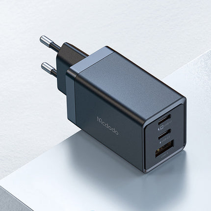 Mcdodo CH-1541 GaN-Wandladegerät, 2x USB-C, 1x USB, 67W (schwarz)