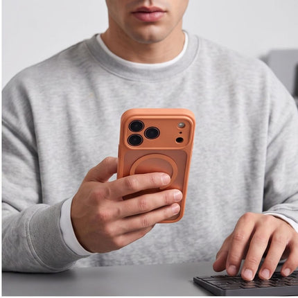 iPhone 17 Pro / iPhone 18 Pro Hoesje Matte Magsafe Oranje Camera lens protector
