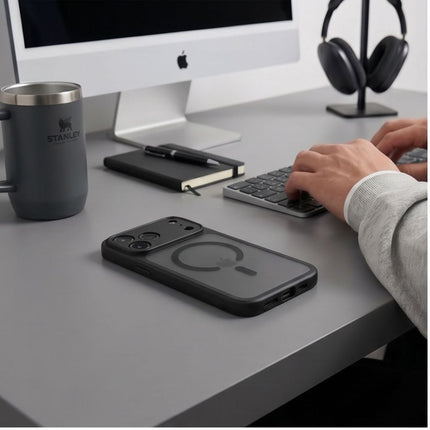 iPhone 17 Pro Max / iPhone 18 Pro Max Hoesje Matte Magsafe Zwart Camera lens protector
