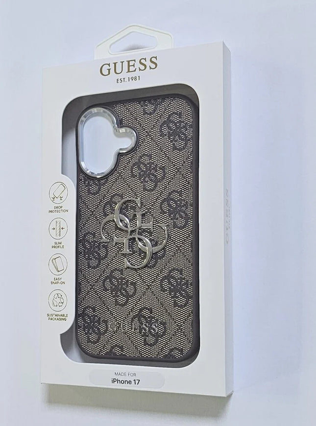 iPhone 17 Backcase hoesje - Guess - Effen Bruin - Kunstleer