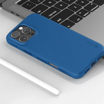 Nillkin Frosted Shield Pro iPhone 16 Pro hoesje (blauw)