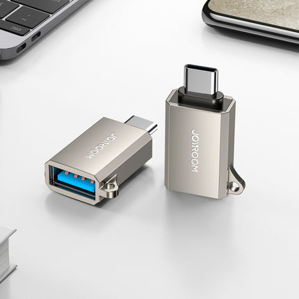 Joyroom S-H151 USB-C (mannelijk) / USB-A (vrouwelijk) adapter met oogje voor draagkoord - zilver