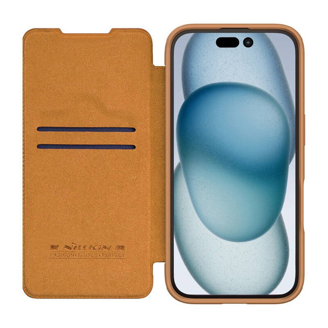Nillkin Qin Prop Leather iPhone 16 Hoesje met Camera Cover Book Case Bruin