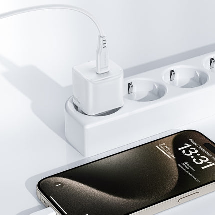 Acefast A73 Mini PD 20W GaN-wandlader Oplader + USB-C-kabel - wit