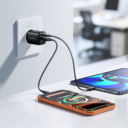 Joyroom JR-TG7 33W USB-A + USB-C wandlader - Zwart