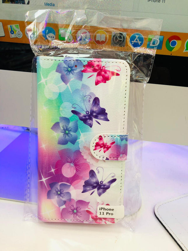 iPhone 11 Pro hoesje - vlinders print mapje- Wallet Case butterflies