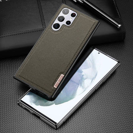 Samsung Galaxy S22 Ultra hoesje groen Dux Ducis Fino case is made of nylon material